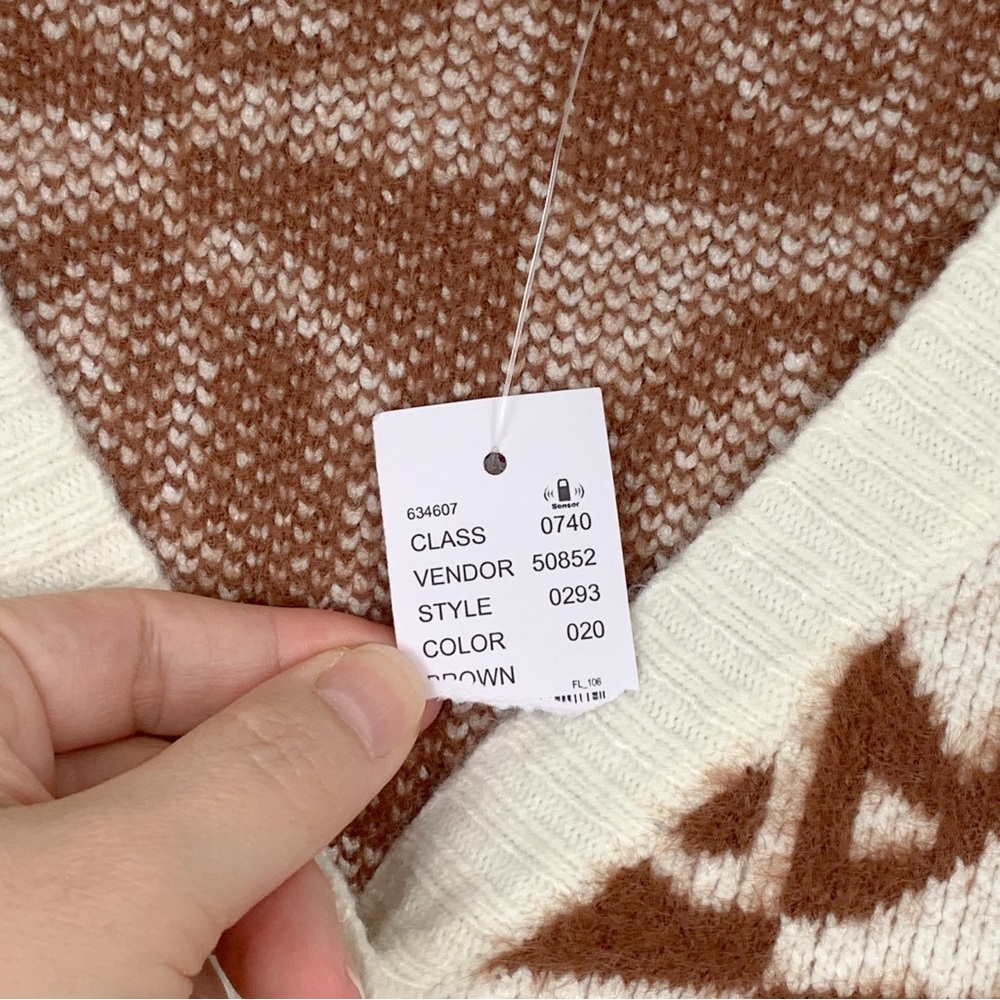 NEW peace sign cardigan by LA Hearts from Pacsun brown & cream very soft xs - Picture 6 of 11